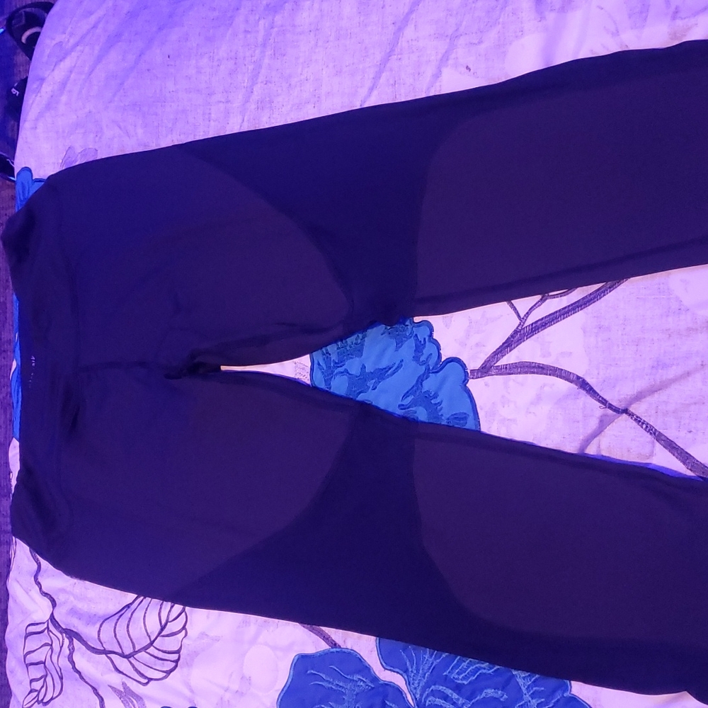 Workout pants